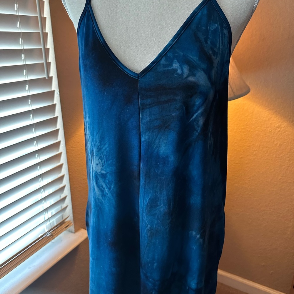 Chic Navy Strapless Dress
